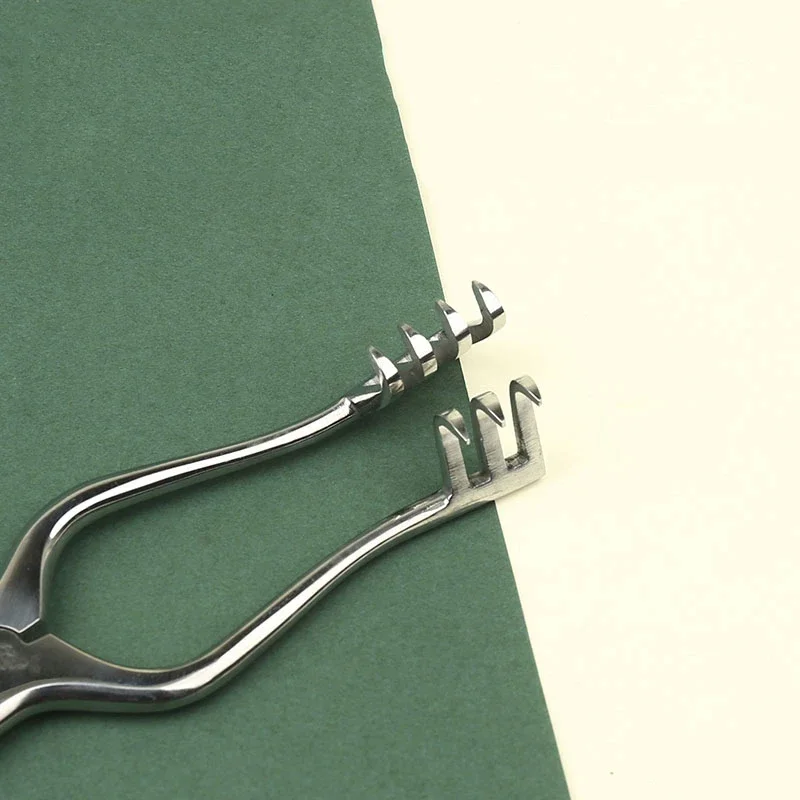 Multi-Hook Expander Animal Spreader chiusura automatica 13 cm16cm divaricatore Bone Mastoid divaricatore