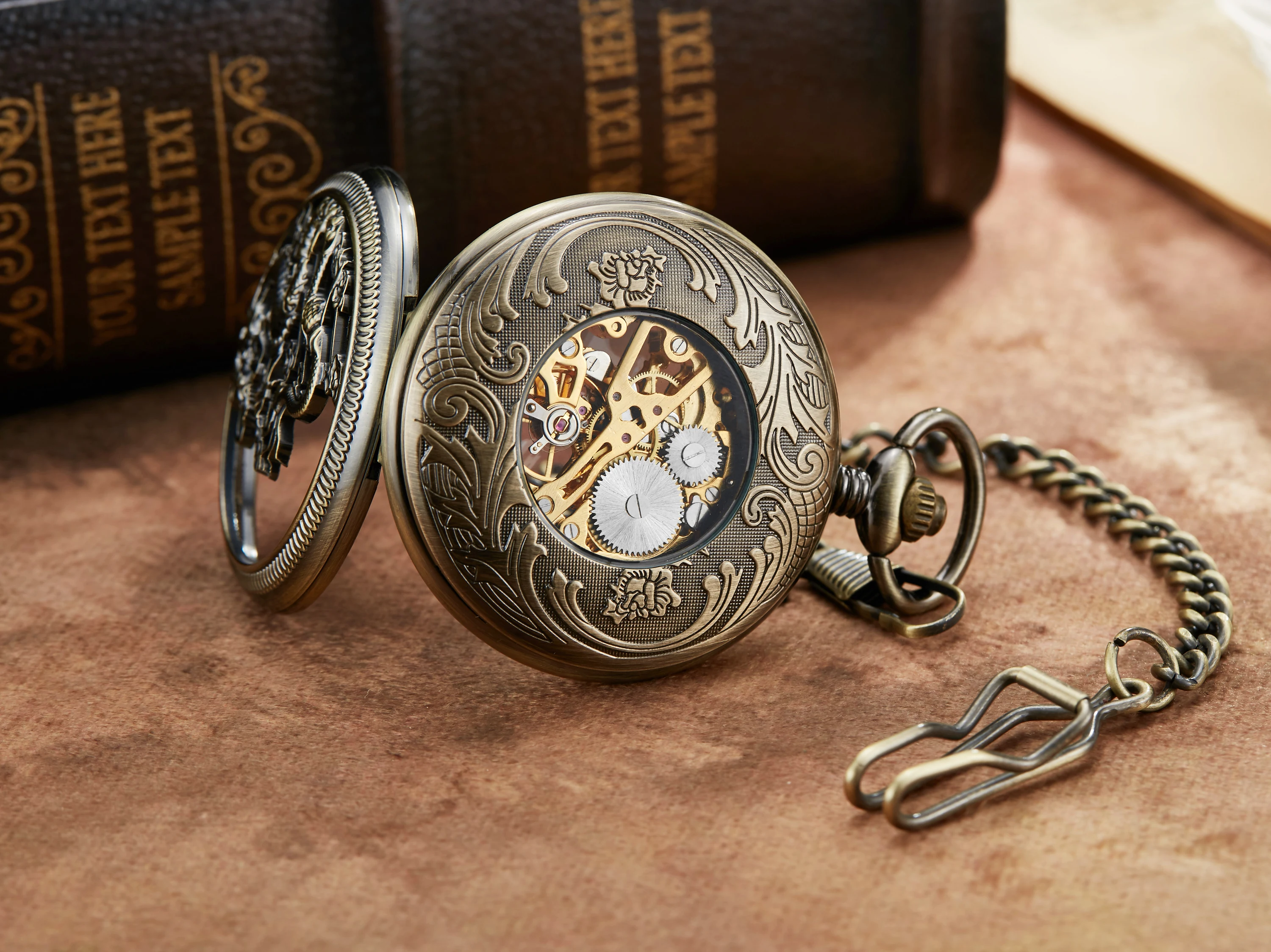 Bronze Phoenix Carving Hollow Cover Pocket Watch, relógio mecânico de corrente FOB para homens e mulheres, novo, 2024