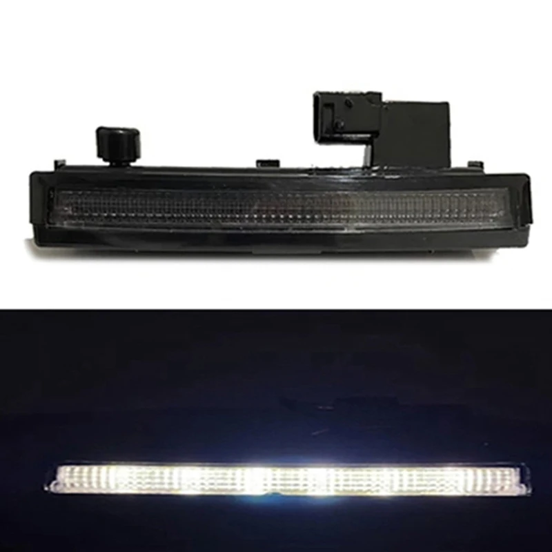 Górna lampa LED z osłoną przeciwsłoneczną 24 V do ciężarówki SCANIA R650 G500 S730 S500 P500 biała 2252794