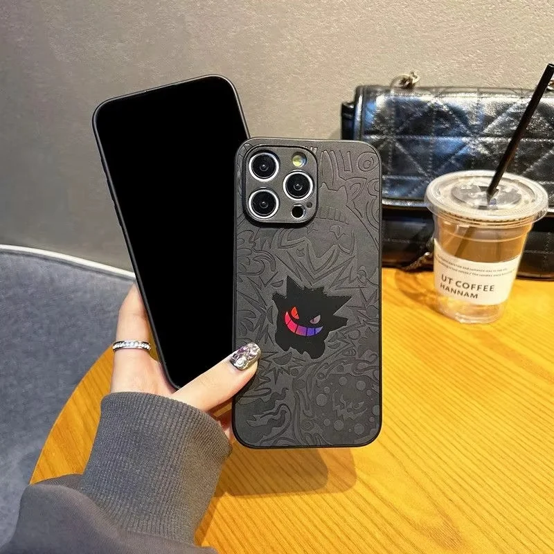 Hot P Pokemon Gengar Luxury Suede Soft Leathe Wrist Strap Bracket Phone Case For Iphone 11 12 13 14 15 Pro Max Anti-Fur Shell