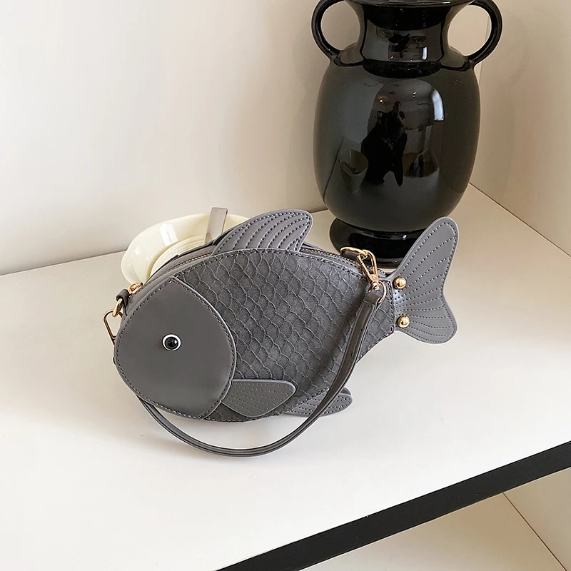 Koi-Fisch-förmige Umhängetasche, Damen-Sling-Bag, Kreative PU-Handtasche, Niedliches Einzigartiges Design für den täglichen Arbeitsweg, Münzbörse – Detail 19