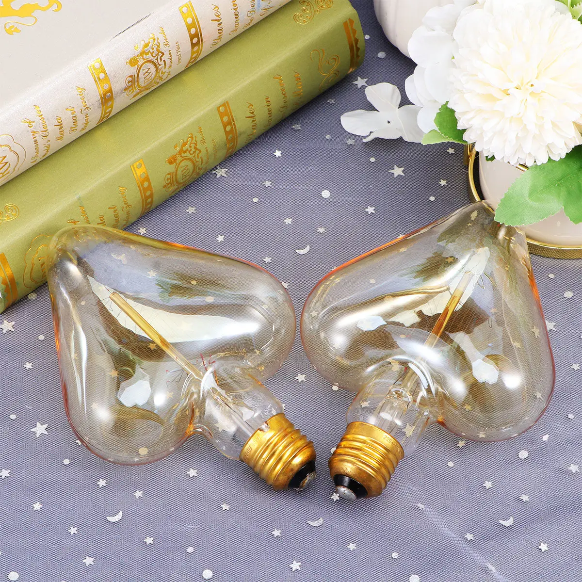2Pcs Heart Shape Tungsten Light Bulbs Vintage Filament Lamps E27 Socket Wedding Party Banquet Decoration Tungsten Light Bulb