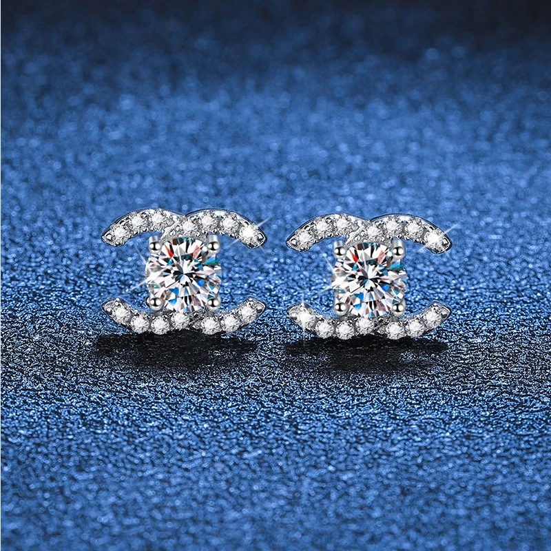 S925 pure silver earrings for women, moissanite earrings with a small fragrance and high-end feel, 1 carat D-color moissanite ea