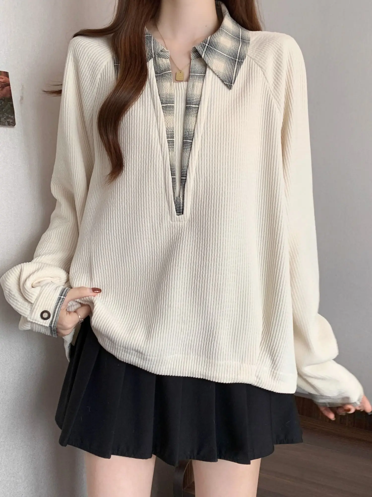 Suéter Feminino Longo com Design de Recortes, Ajuste Solto, Moda de Outono e Inverno, Alta Qualidade, Estilo Coreano com Gola