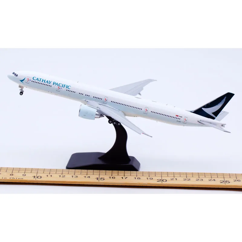 

XX4984A Alloy Collectible Plane Gift JC Wings 1:400 Cathay Pacific Boeing B777-300ER Diecast Aircraft Jet Model B-KQT Flaps Down