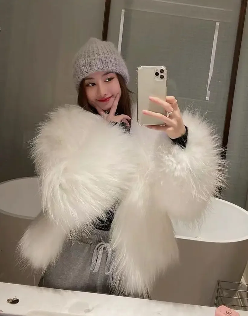 ภาษาฝรั่งเศสคําElegant SocialiteหนาWarm Plushแจ็คเก็ตฤดูหนาวสบายๆพร็อพVคอแขนยาวหลวมFaux Fur Coatผู้หญิง