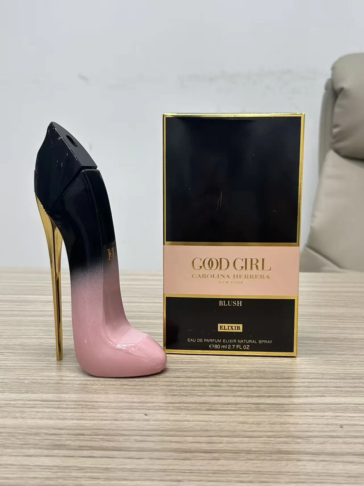 Carolina Herrera Good Girl Blush EDP 2.7oz - عطر مسحوق زهور حلوة يدوم طويلاً، هدية مثالية لعيد الهالوين وعيد الميلاد