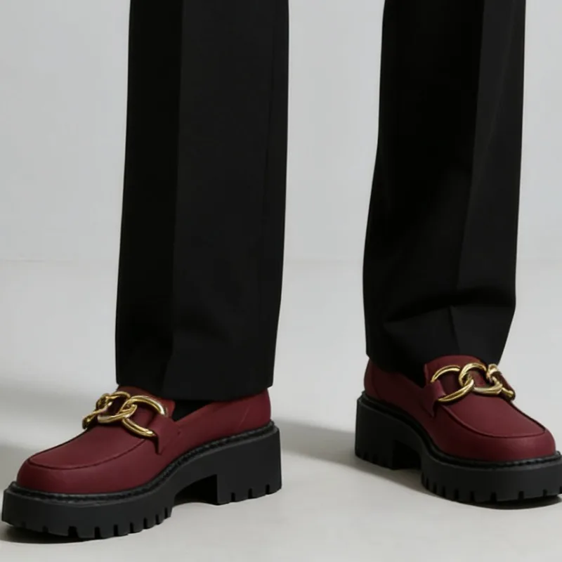 

Women Fashion Shoes 2026 Spring Autumn Loafers Platform Metal Chain Buckle Women Casual Comfortable Sneakers Zapatos De Mujer