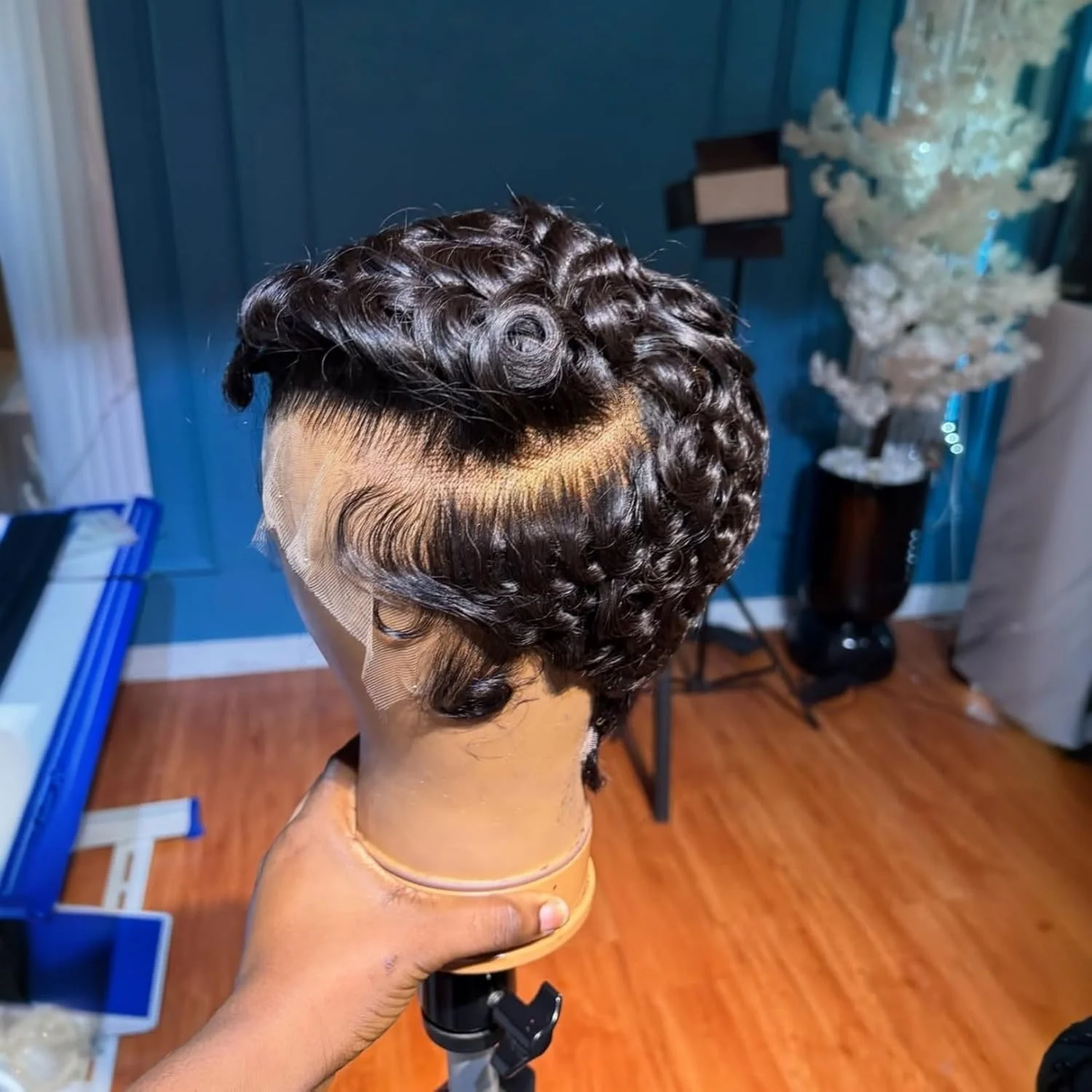 عابث قطع الدانتيل الجبهة خصلات الشعر المستعار الإنسان 13x4 الدانتيل الجبهة الباروكات شيك أنيق قصير مجعد الباروكات عابث قطع شعر مستعار مجعد للنساء #2