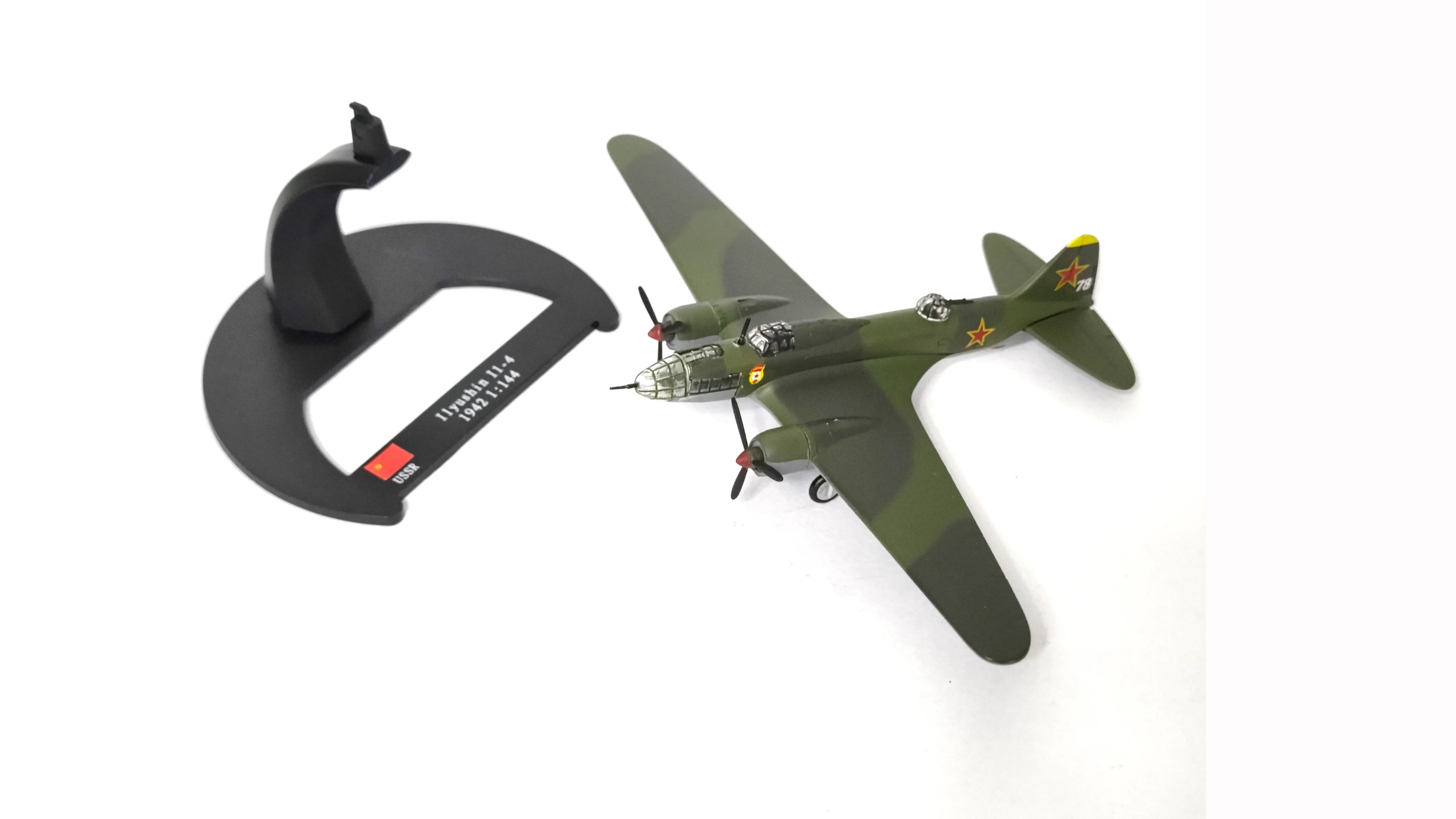 Special price out of print 1/144 Soviet 1942 Il-4 bomber model Alloy Collection Model