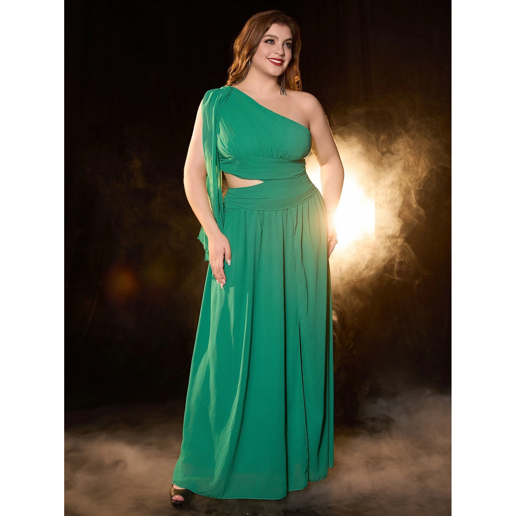 Elegant Pure Color Long Single Shoulder Bridesmaid Dress with Waist Exposure for Spring Summer New Arrival Slim Fit Midi Dress