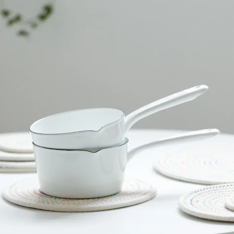 1.3L Japanese Style White Ceramics Milk Pot Kitchen Cooking Pan Pot Stewpan Food Saucepan with Long Handle