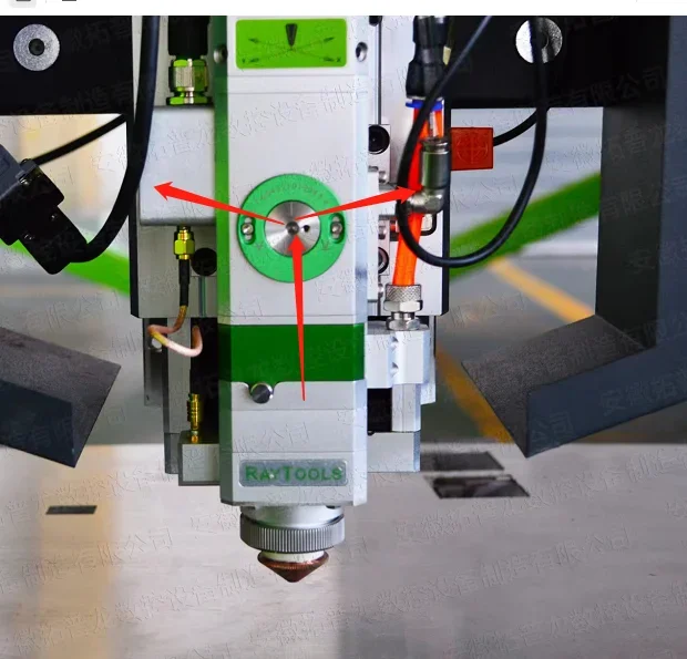 Portable Cnc Fiber Laser Cutter TOPLOONG Sheet Metal Precise Hole Pattern Automatically Cutting Gantry Light Weight Design