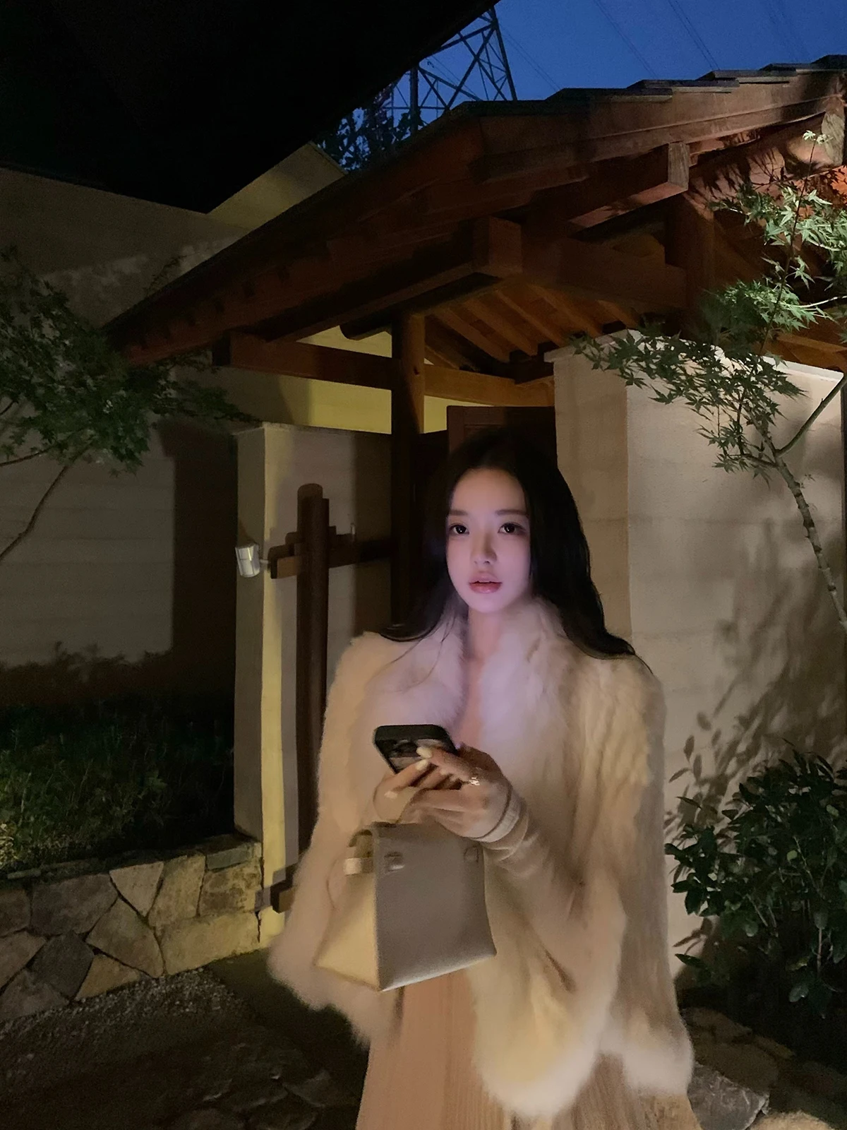 

Пальто Ele Hotdog с воротником из натурального меха и наполнителем из смешанного кроличьего меха, премиум-качество, женское модное осенне-зимнее пальто