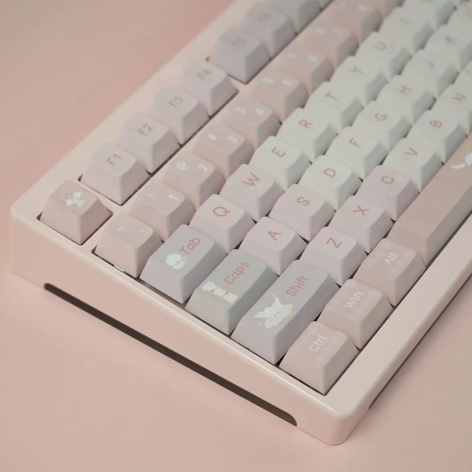 Soft fog angel keycaps pbt small full set of sublimation process original keycaps mechanical keyboard Kubao studio