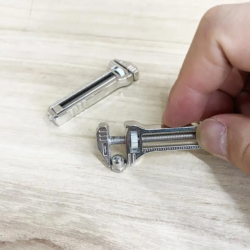 Mini Wrench Pocket Portable Multitool Tools For Outdoor Camping Compact Titanium Alloy Bottle Opener Outdoor Small Tools