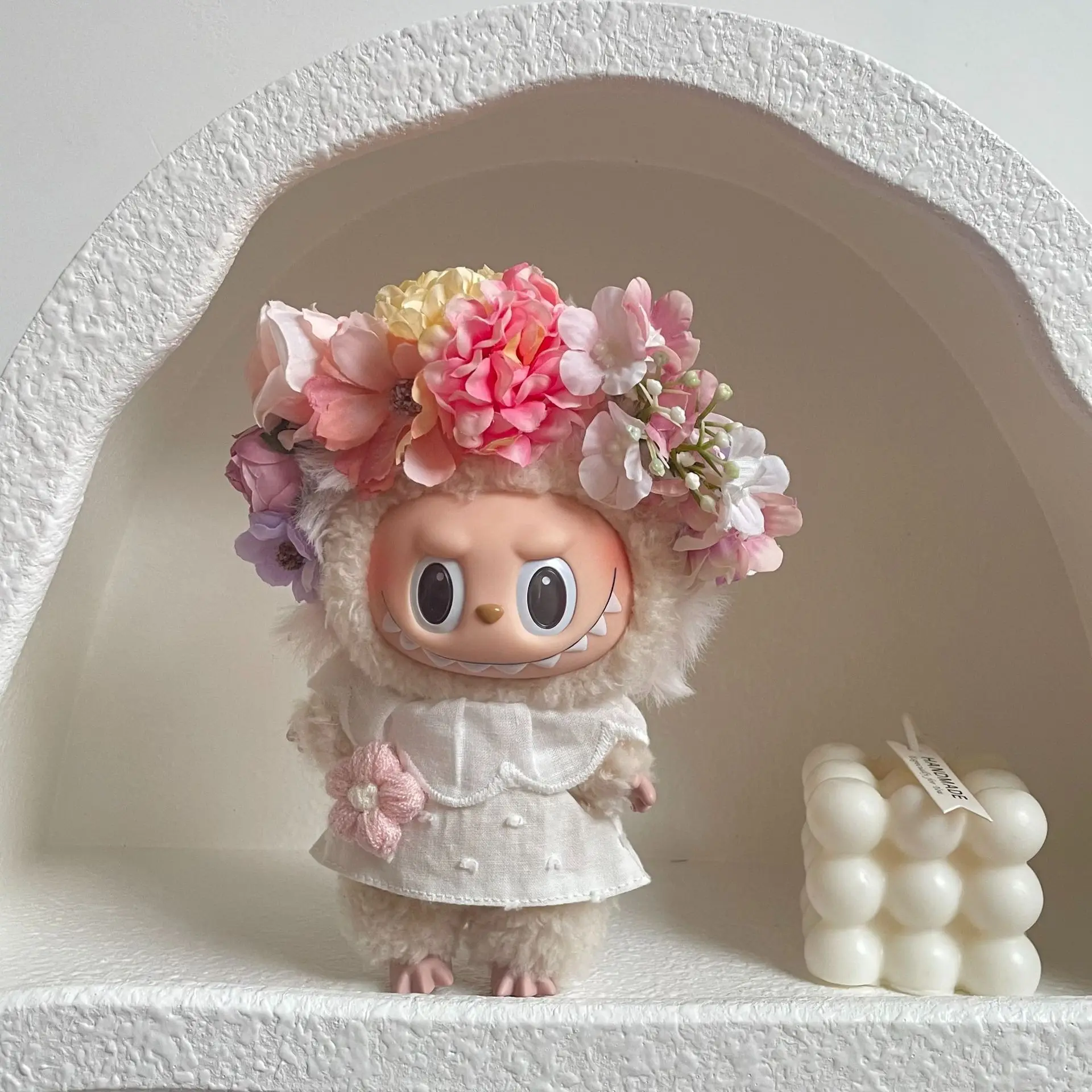 

Clothes & Headband For Labubu Flower Crown White Dress Set Floral Outfit For 15/17cm Labubu 1st/2nd/3rd Gen