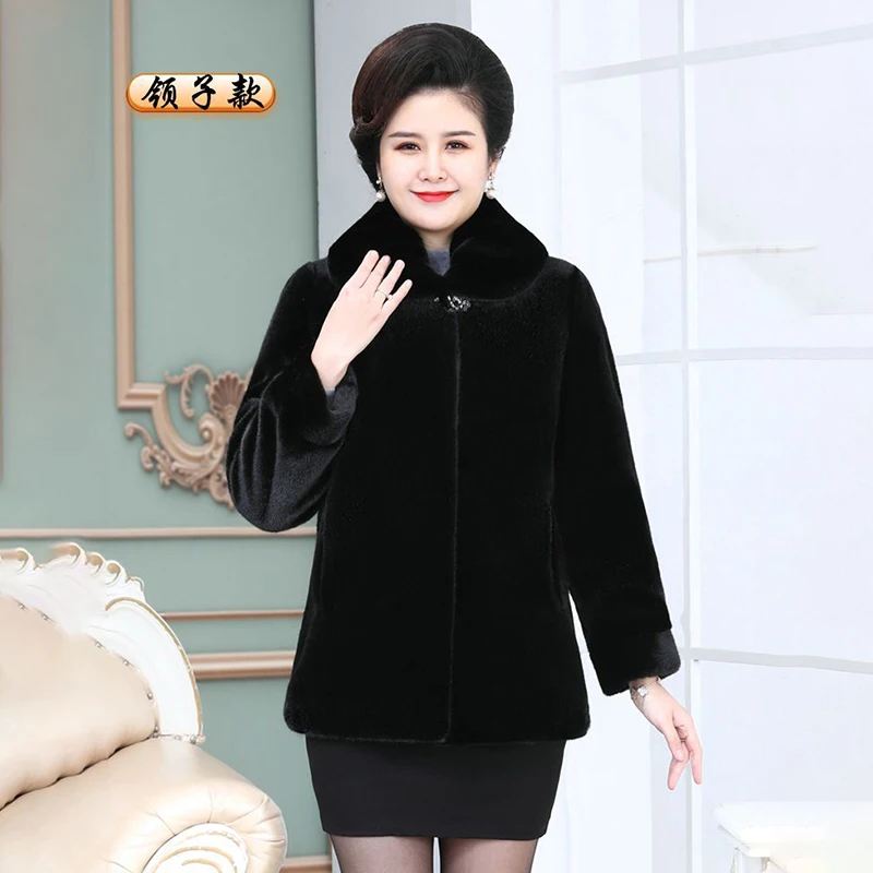 Winter Fashion Imitation Mink Velvet Hooded Fur Coat In The Elderly Cardigan Temperament Loose Large Size Warm Coat Female Tide.