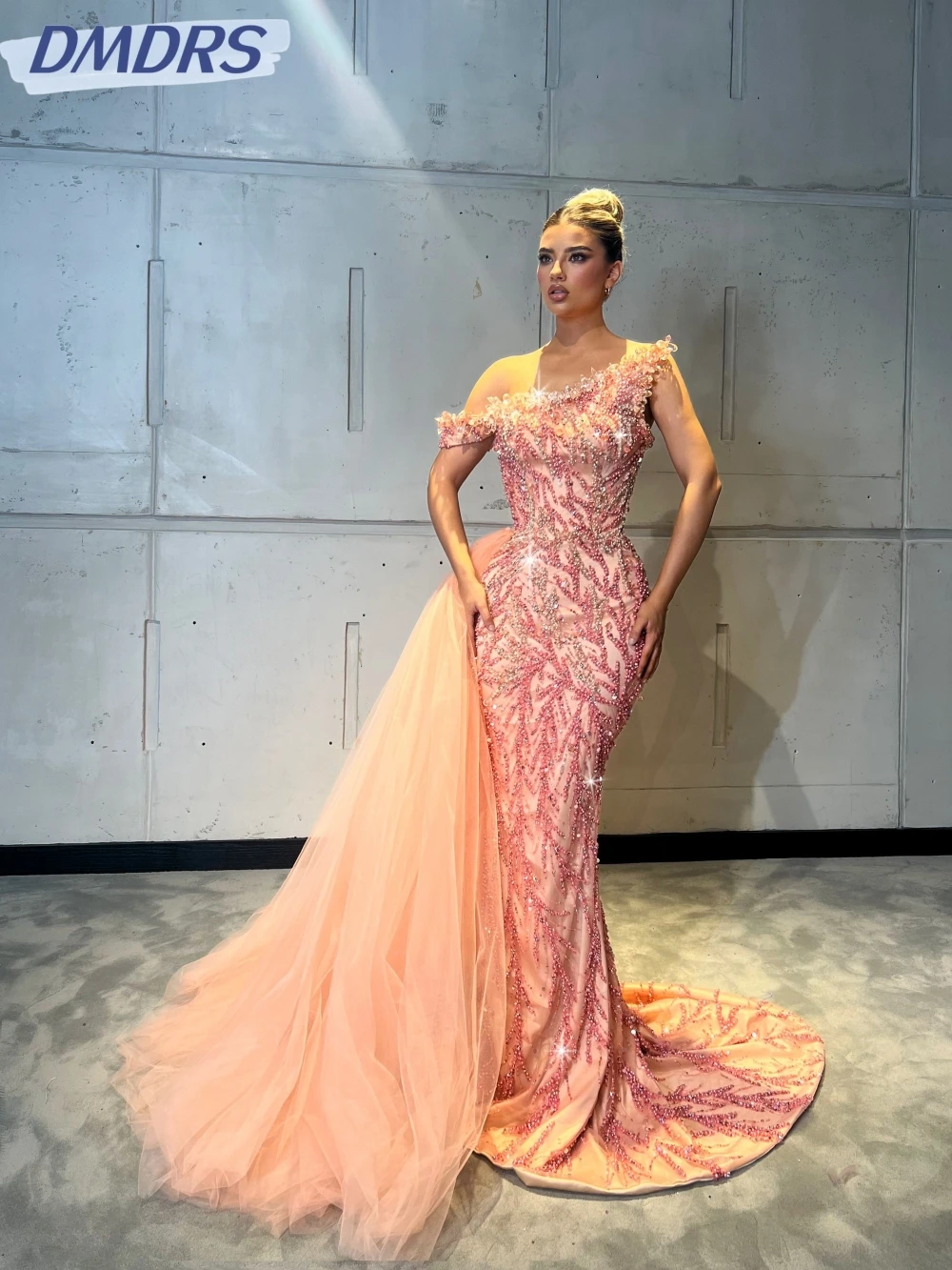 

Detachable Train Pink Pearls Evening Dress Luxurious Mermaid Wedding Party Gown Customized Stunning Off Shoulder Prom Dresses