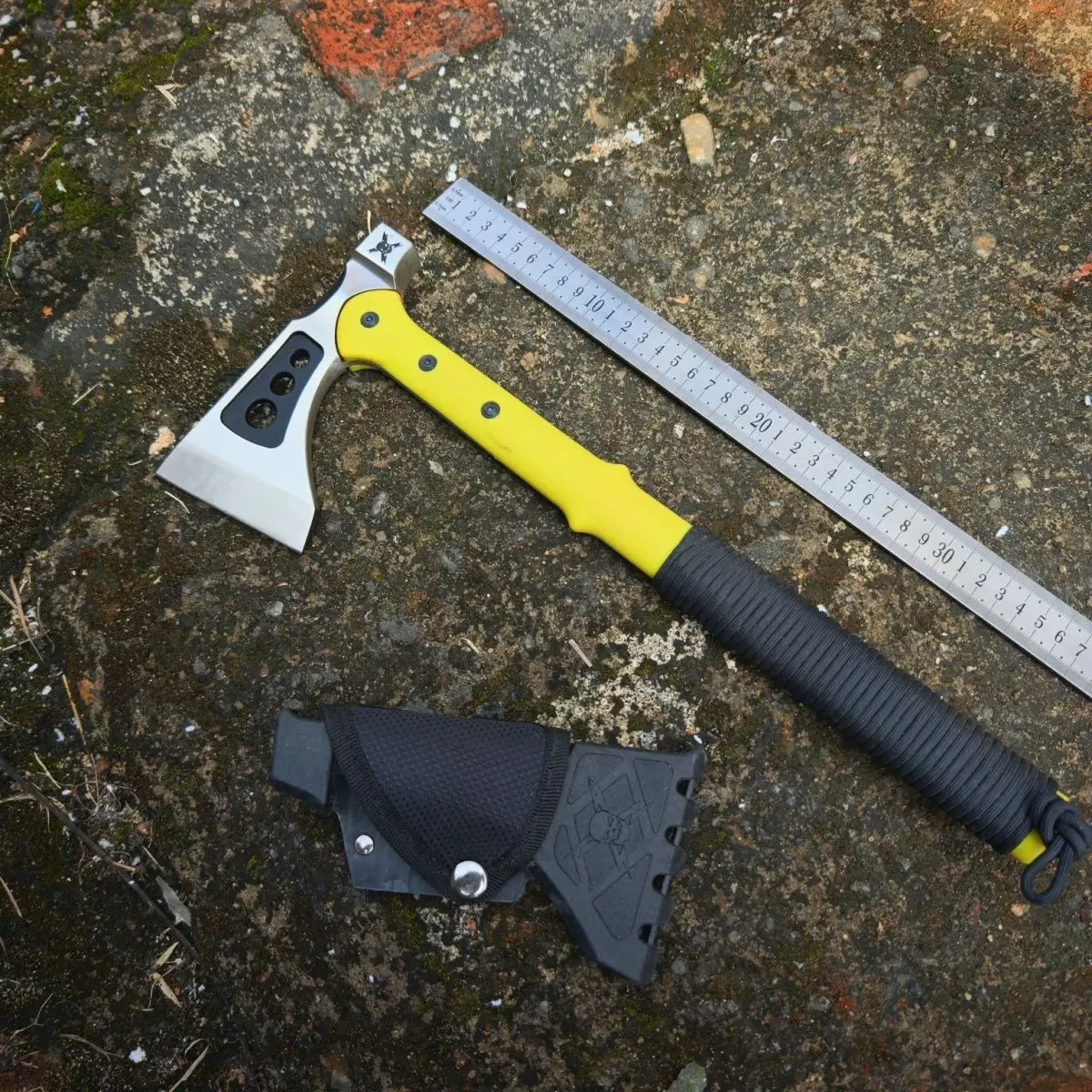 High Quality Multifunctional Outdoor Camping, Hiking, Chopping Wood and Trees, Emergency Self-defense Tools