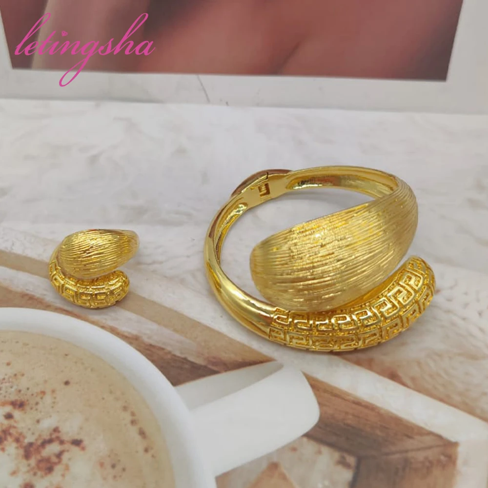 Nigerian 18K Gold Plated Bangle For Women Ring Colorful Jewelry Bracelet Wedding Party Gift Dubai Hollow Out Design Bracelet