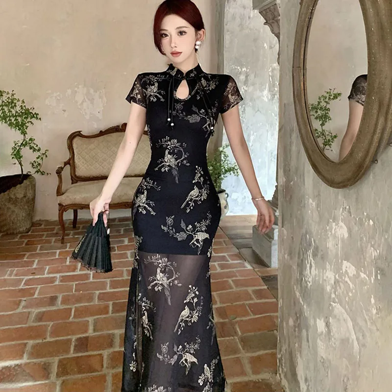 

Винтажное утягивающее модифицированное платье Cheongsam в китайском национальном стиле, женское платье 2025 года, новое летнее шикарное тонкое элегантное длинное платье Y2K с разрезом