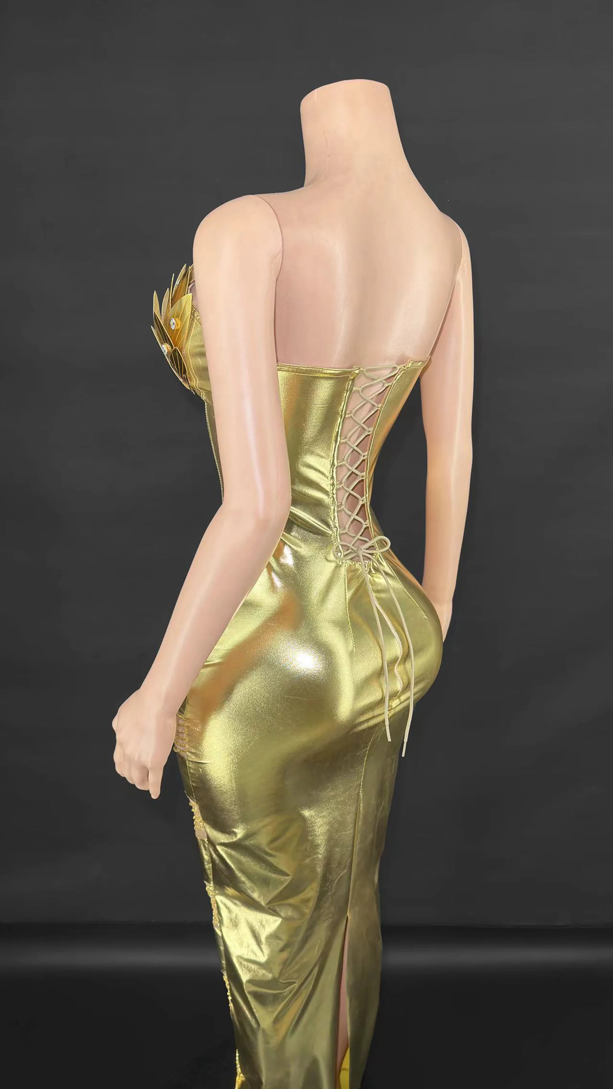 "ZD Sexy Golden Bodycon Dress – Luxury Metallic Corset Evening Gown with Sheer Mesh Details for Club & Performance"