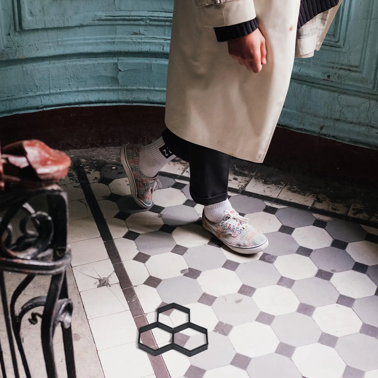 1Pcs High-Durability Garden Paving Mold Hexagonal Path Maker for DIY Cement Floor Tile Patio Courtyard Driveway Pathway Artistic