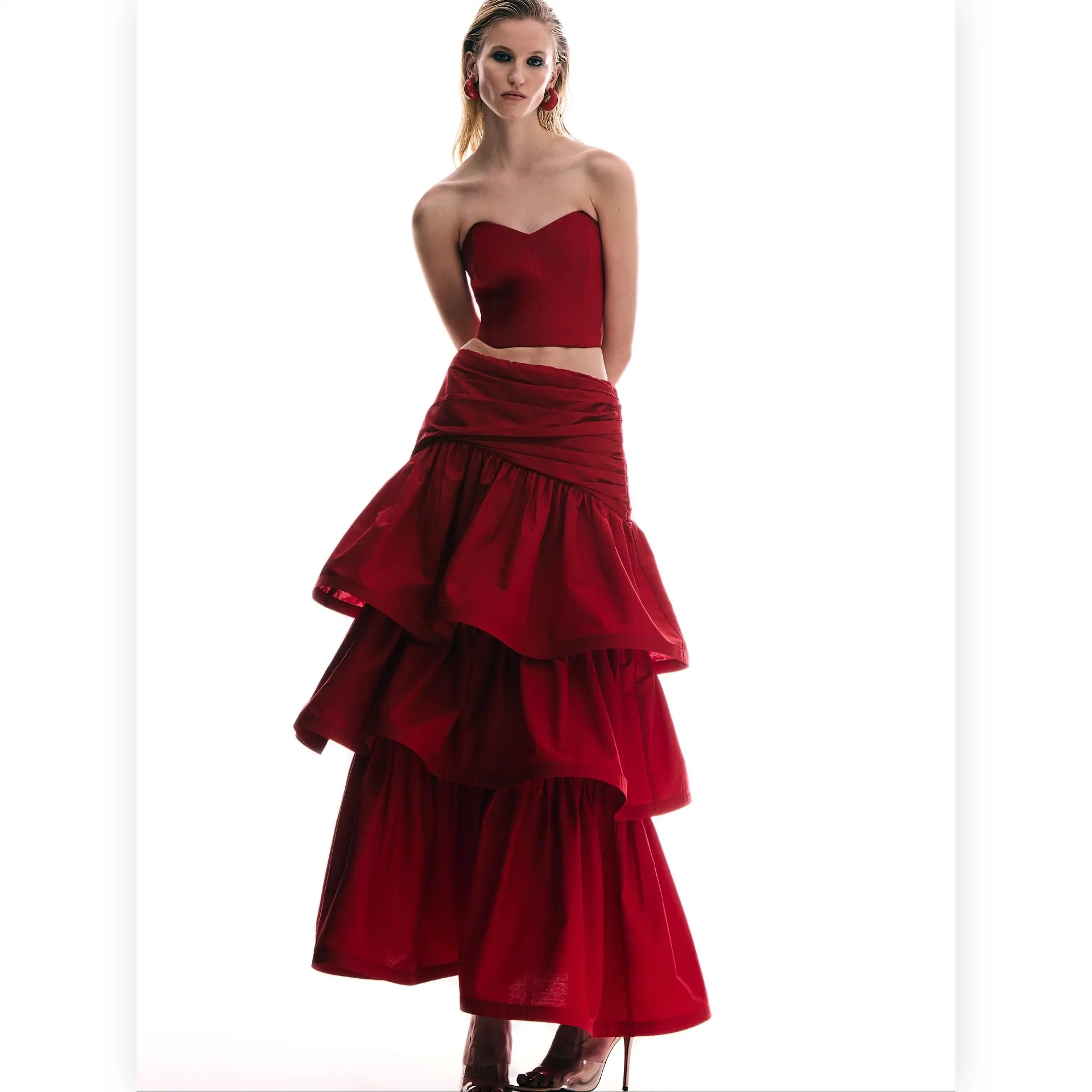 

Красная многоярусная макси-юбка с рюшами, женские асимметричные юбки с запахом, объемная официальная вечеринка, свадьба, гость, эффектное заявление