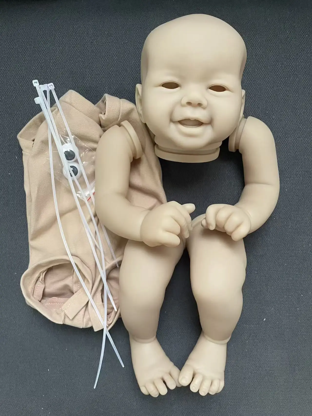 19Inch Emmy Reborn Doll Kit Unfinished Unpainted Blank DIY Doll Parts With Cloth body and Random eyes Collectible Art Doll