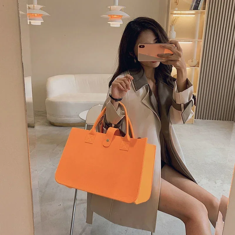 New Shopping Handbag Women\'s 2024 Handbag Large Capacity Open Fashion Felt Shopping Designer Tote Woven Bag Shop Online China