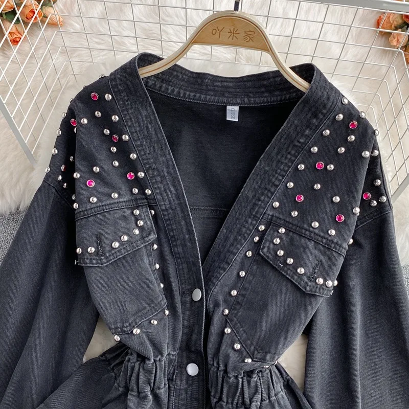 Cross-border Autumn Winter New Korean Version V-neck Beaded Denim Jacket Short Women's Loose Hong Kong Style Student  Casual Top