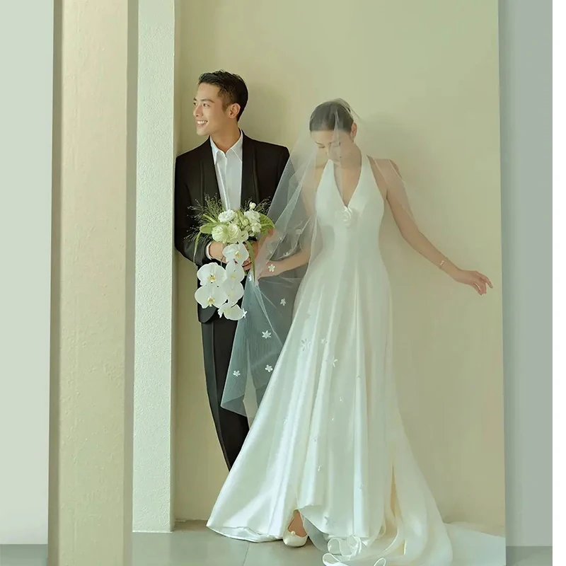 Korean Style Retro Satin Neck Hanging Light Wedding Dress Bride's Backless Simple Dress Super Fairy Outdoor Veil Customized