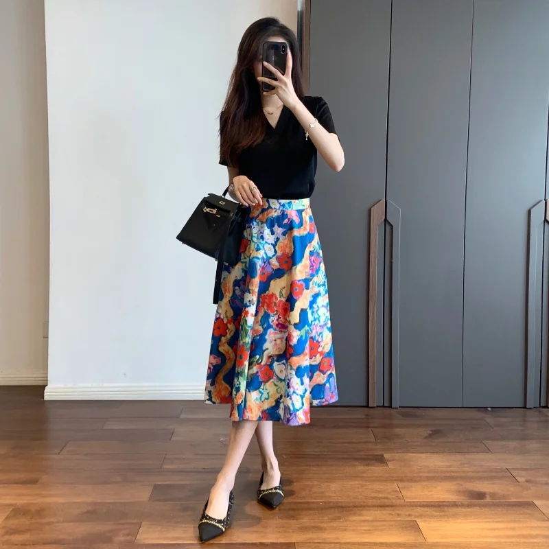 High Temperament Printing and Dyeing Flower Slimming A-shaped Mid Length Skirt Summer Umbrella Classic Fashion Lady Skirt