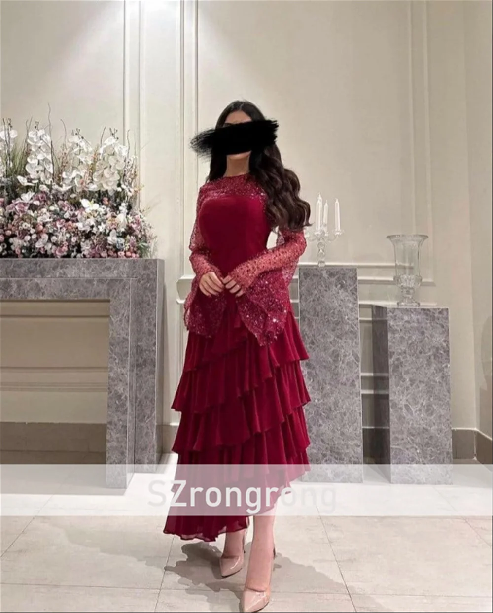 radiant o-neck 새틴 계층화 된 프릴 스트레이트 정장 이브닝 드레스 긴 소매 긴 공주 사우디 가운 스팽글 맞춤형