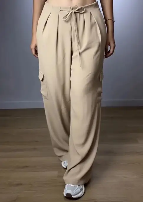 Pantalon taille haute plissé avec cordon de serrage sur le devant, jambes larges, poches à rabat décontractées, Design Cargo