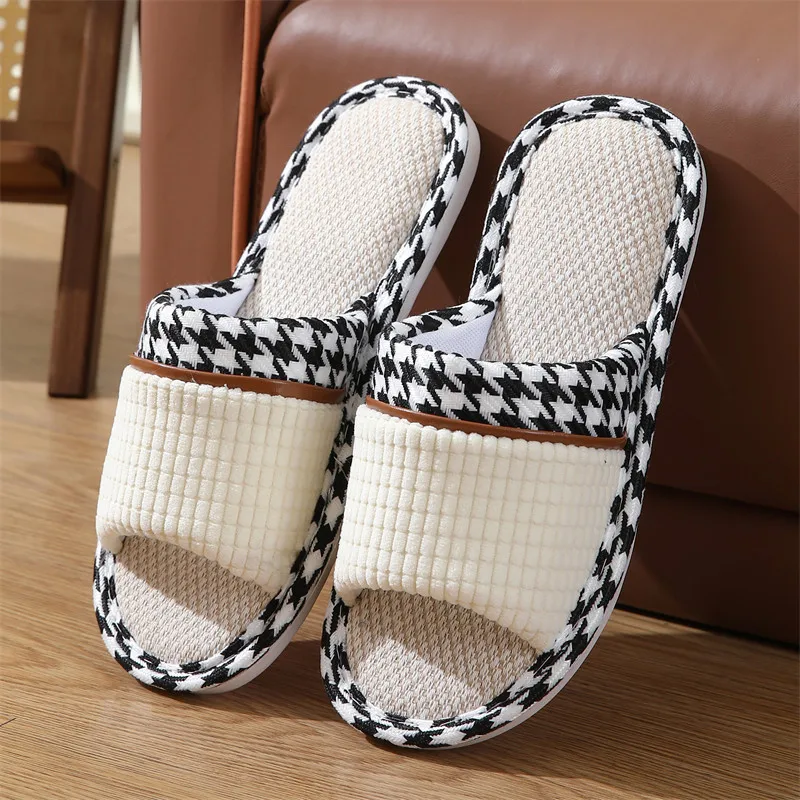 

2024 Spring Summer Couple Home Slippers Soft Comfort Women Indoor Slippers Breathable Flax Slides Ladies Open-toe Flip Flops