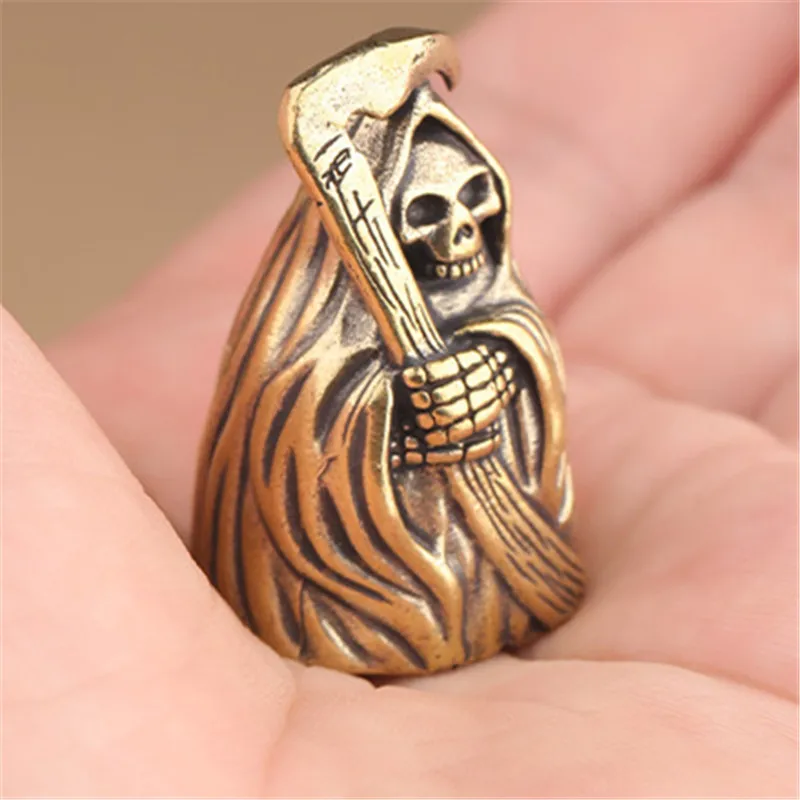 

Retro Brass Death Statue with Black Robe - Miniature Punk Horror Action Figure Desktop Ornament for Halloween Decor 1/2pcs Set