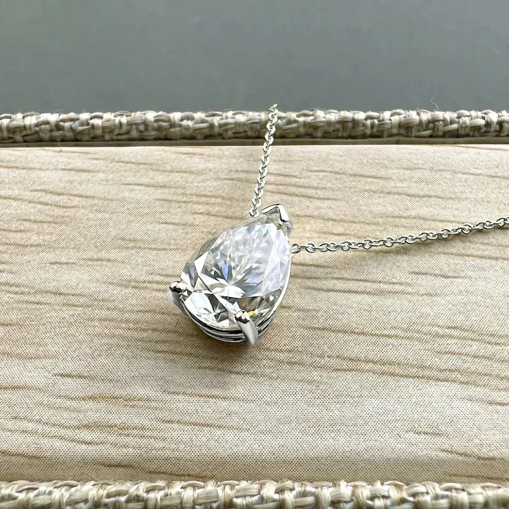 Thumbnail 3 - #72 Latest Moissanite Necklaces Offers