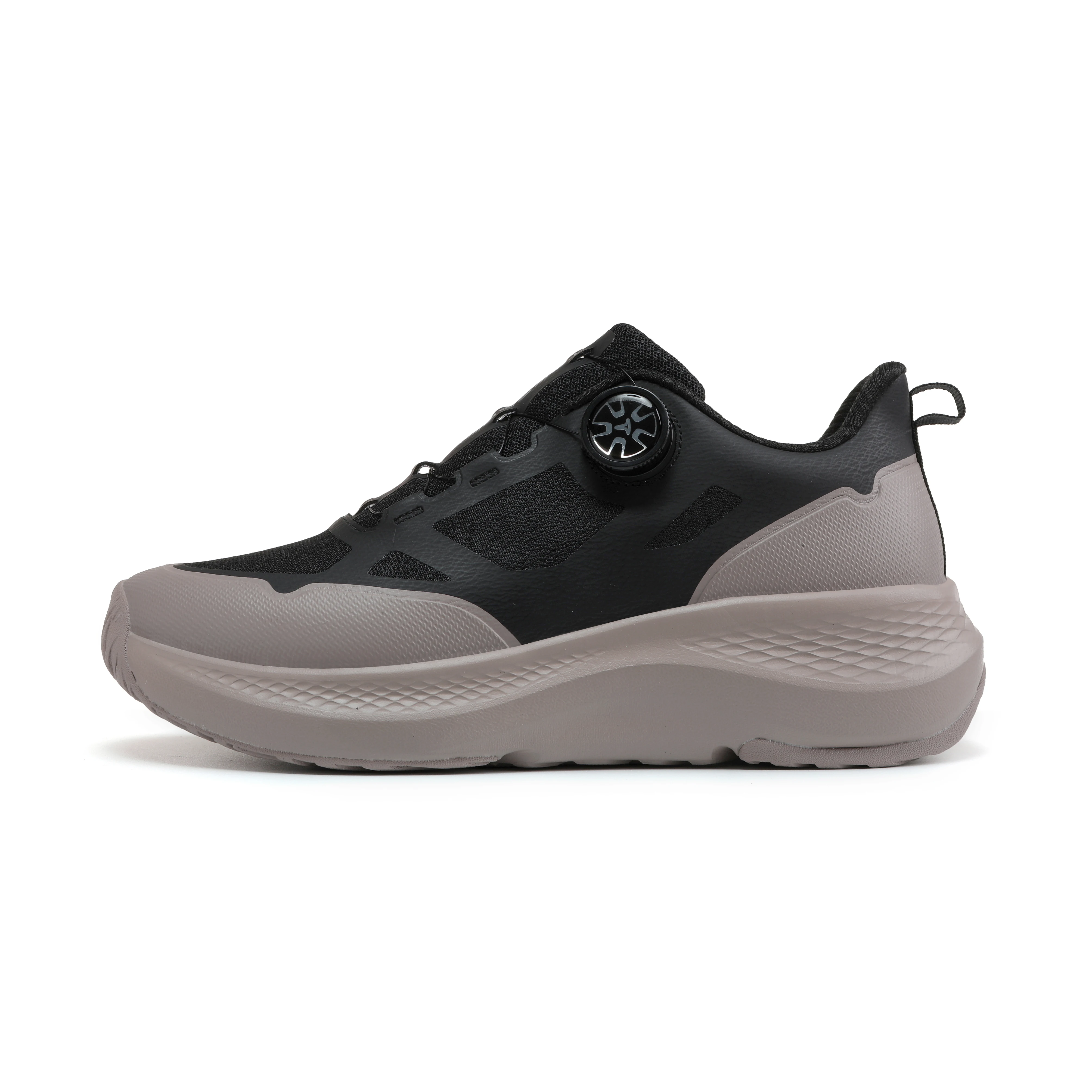 

Versatile Unisex Casual Shoes 2026 New: Streetwear Brand for Couples Retro & Student Daily Sports Use