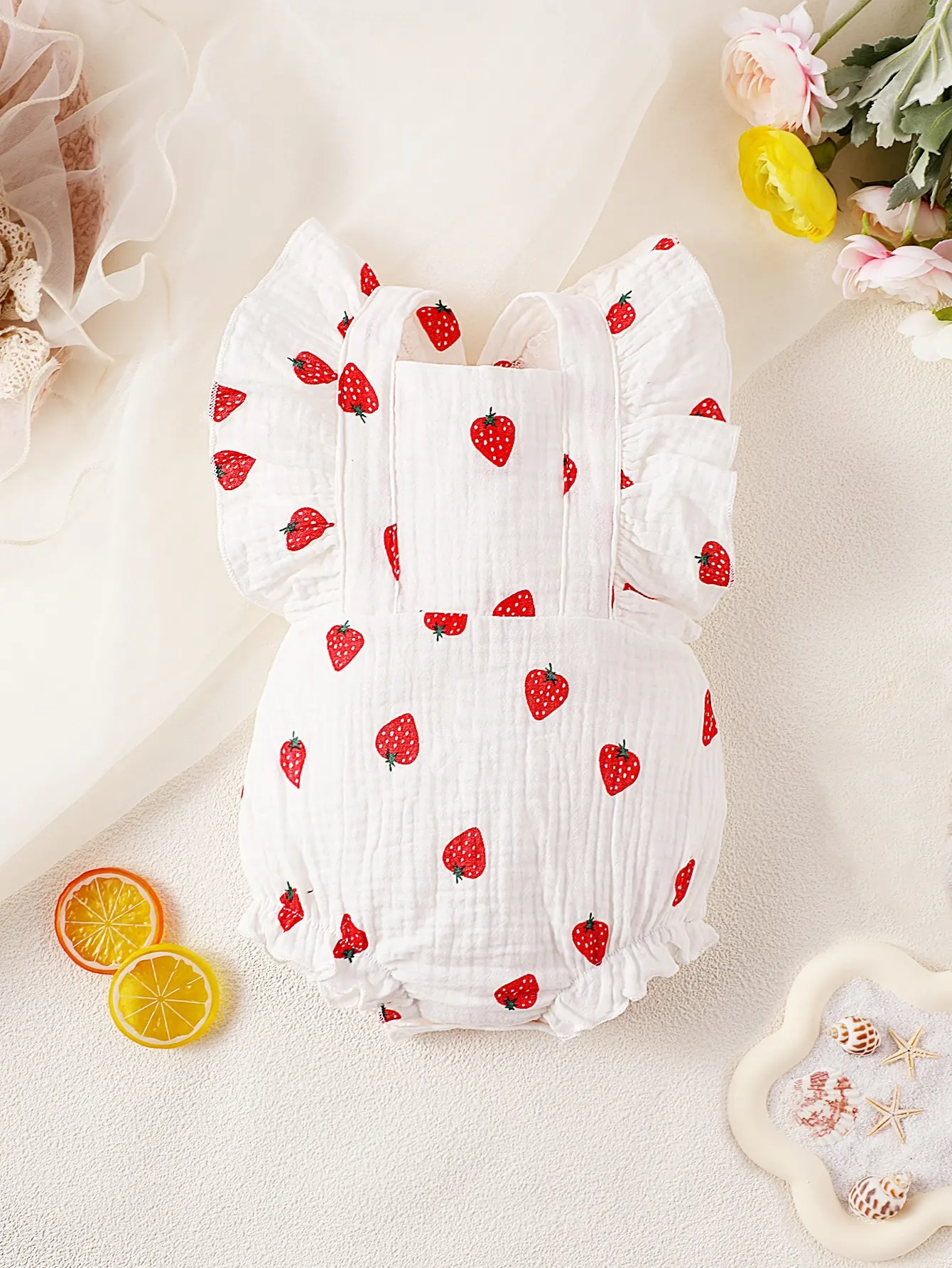 

Baby summer leisure sweet and lovely breathable fresh jumpsuit.