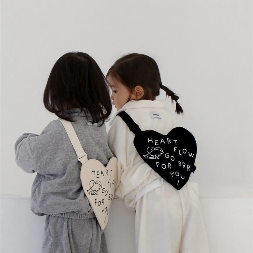 shildren's Crossbody Bags Korean Kindergarten Letter Cartoon Print Kawaii Cute Mini Crossbody Bags Compact Portable Backpacks