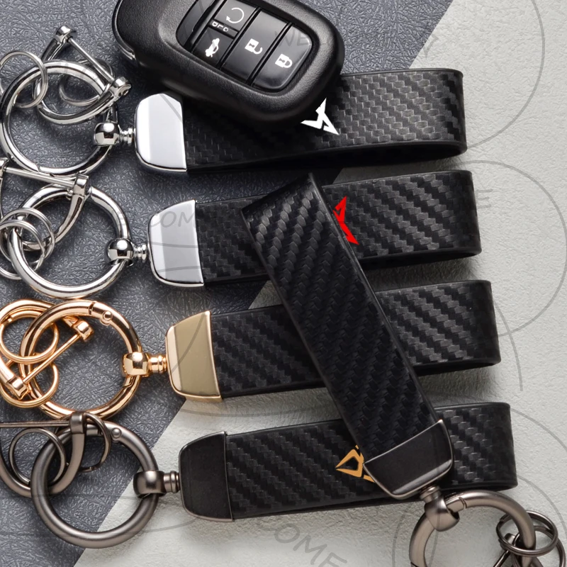 Para Tarraco Ibiza, Tarraco León, Exeo, Born, Tavascan: Llavero de coche de fibra de carbono y cuero con logotipo y hebilla de herradura, accesorios de joyería.