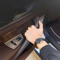 2/4PCS Carbon Fiber Black Interior Door Handle Gloves Replacement For BMW 5 Series G31 G30 2018-2023