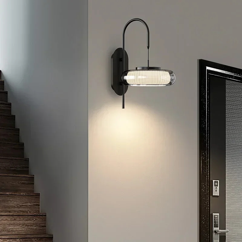 غرفة معيشة إيطالية بسيطة، مصابيح حائط سوداء، ضوء زجاجي إبداعي حديث، ممر مدخل غرفة النوم، مصباح بجانب السرير #4