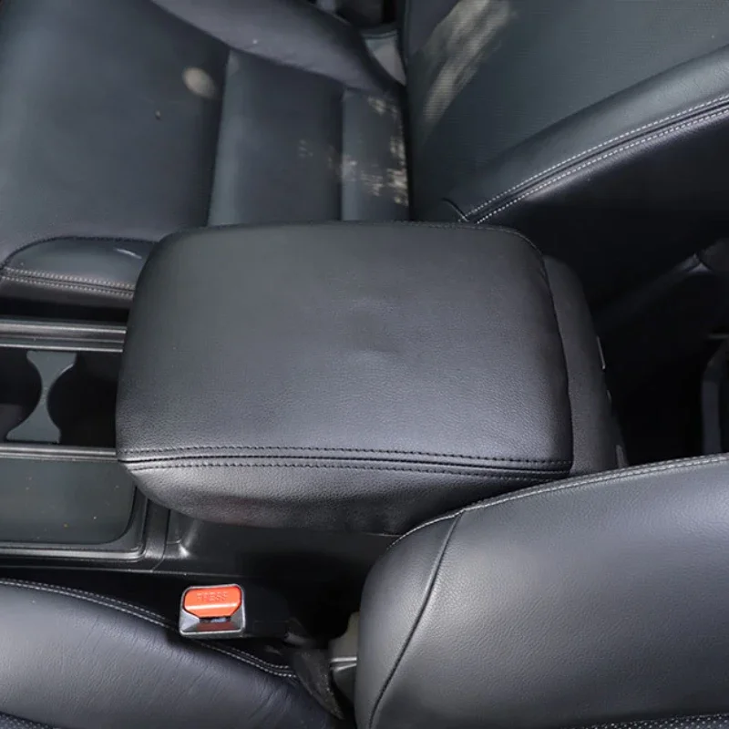 

Suetlcoity For Honda CRV 2023 Leather Black Car Armrest Box Cover Decorative Interior Car Accessories
