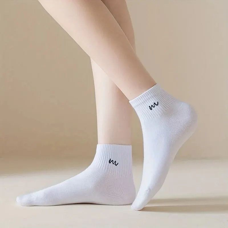 5 Pairs Letter Print Socks Comfy & Breathable Sports Short Socks Women\'s Stockings & Hosiery Soft & Comfy All-match Short Socks