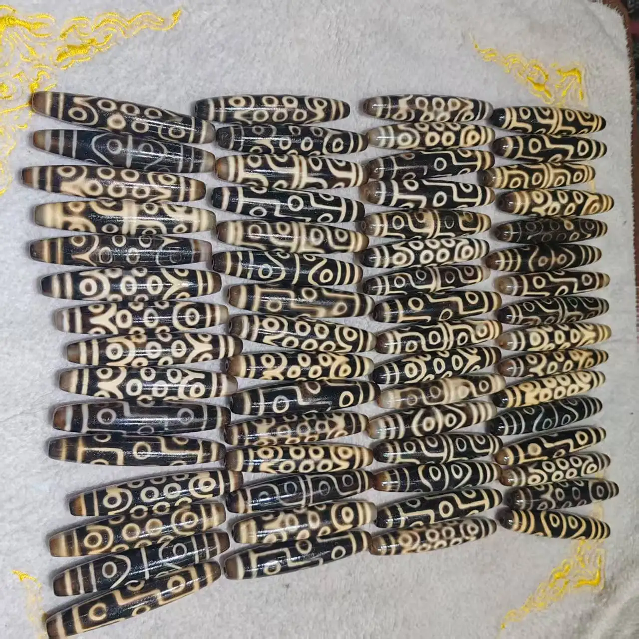 

1pcs/lot Jewelry loose Tibetan Yellow-Toothed dzi beads natural agate DIY charms for jewelry making gift oval ethnic style