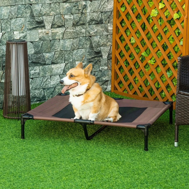 Lit pour chien surélevé en marron café, avec cadre métallique robuste, maille respirante, pour grands chiens et jardin extérieur, 92×76×18cm