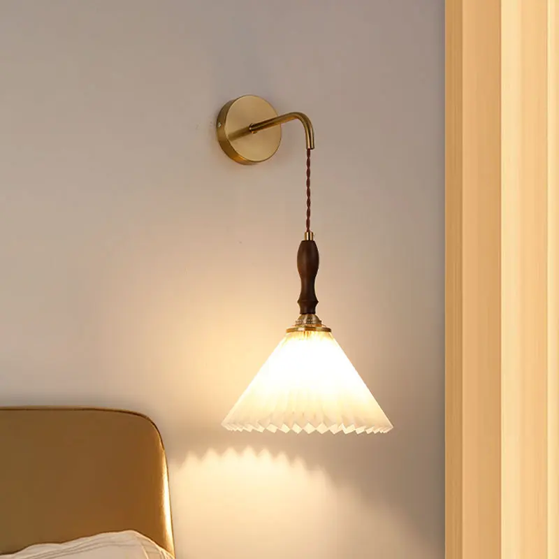 

Retro Nordic Pleated Lampshade Pendant Light Walnut Wood Japanese Bar Dining Hotel Single Head Bedroom Bedside Lighting